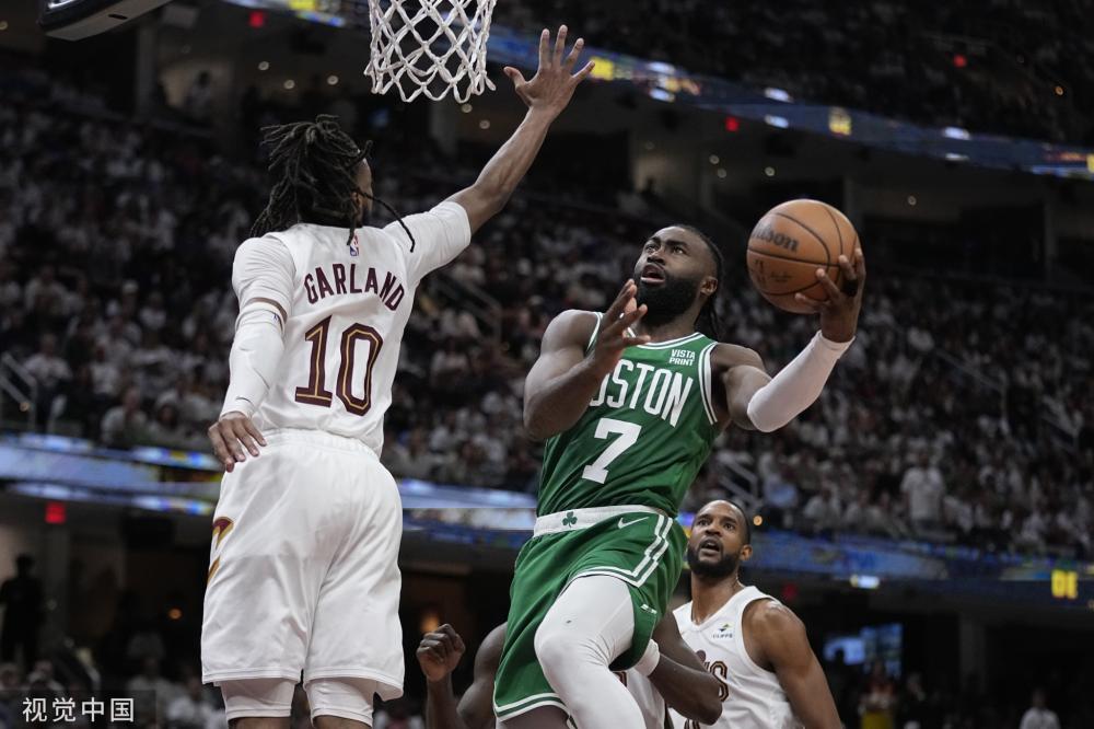 纽卡斯尔并 纽卡斯尔并