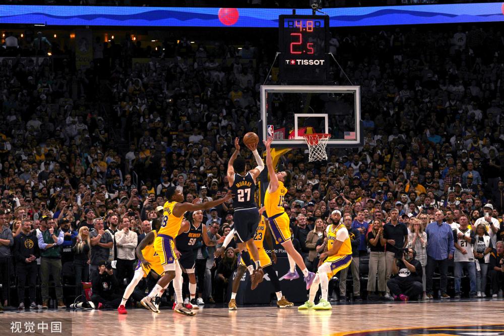 中场核心的 中场核心的